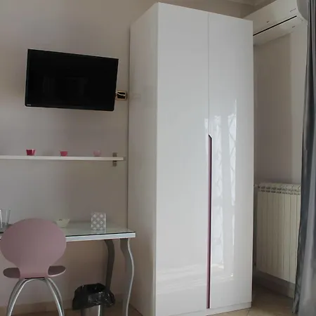 Alojamento de Acomodação e Pequeno-almoço Vesuvio Smiling