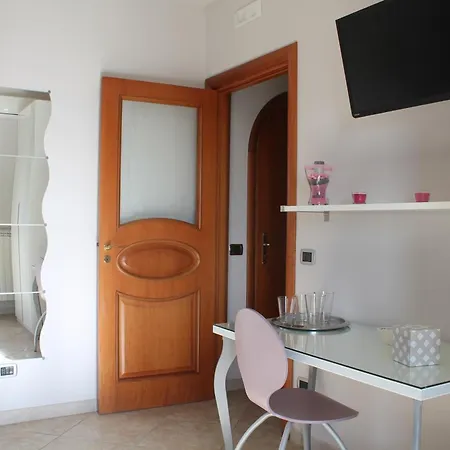 Bed & Breakfast Vesuvio Smiling